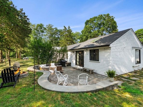 66 Cottage Rd, Newbury MA 01951