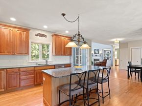 4 Cheever Ave, Saugus MA 01906