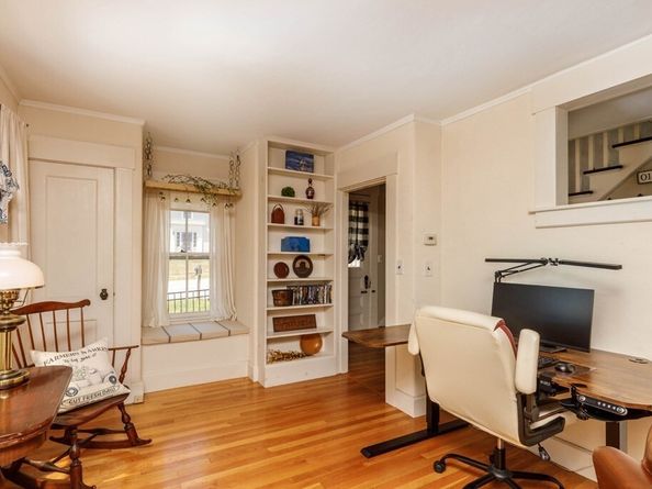 8 High Street, Ashburnham MA 01430