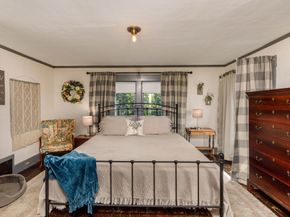 8 High Street, Ashburnham MA 01430