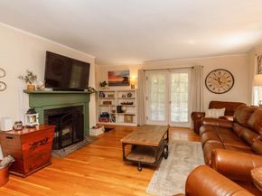 8 High Street, Ashburnham MA 01430