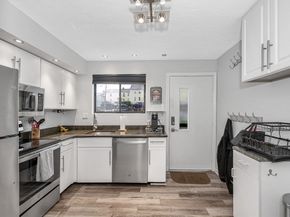 22 River St. 13, Hudson MA 01749