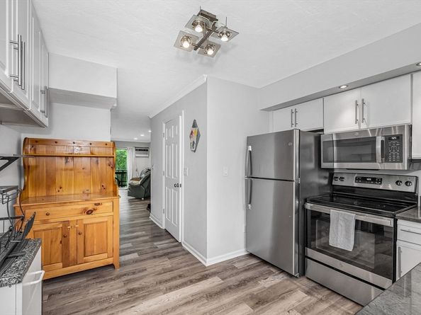 22 River St. 13, Hudson MA 01749