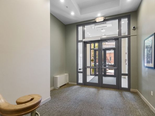 15 Waltham St B605, Boston MA 02118