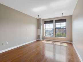 15 Waltham St B605, Boston MA 02118