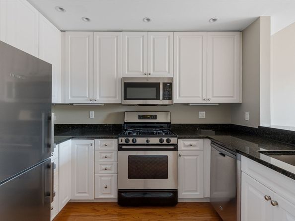 15 Waltham St B605, Boston MA 02118