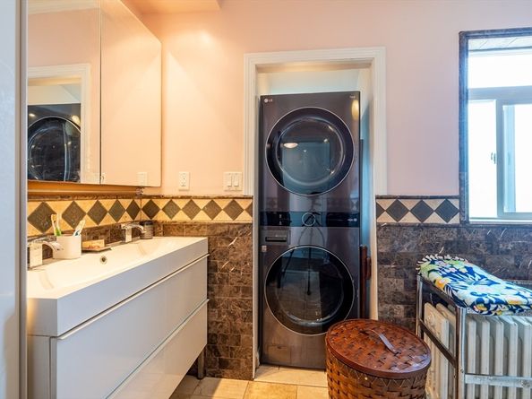 44 Woodland Rd, Revere MA 02151