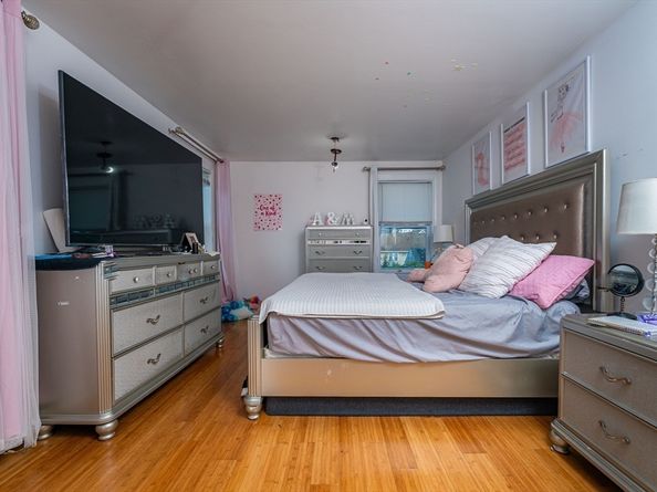 16 Mohan St, Everett MA 02149