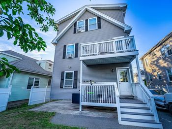 16 Mohan St