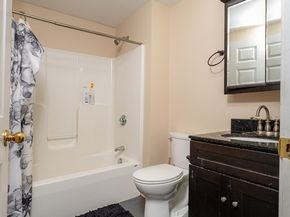 16 Mohan St, Everett MA 02149