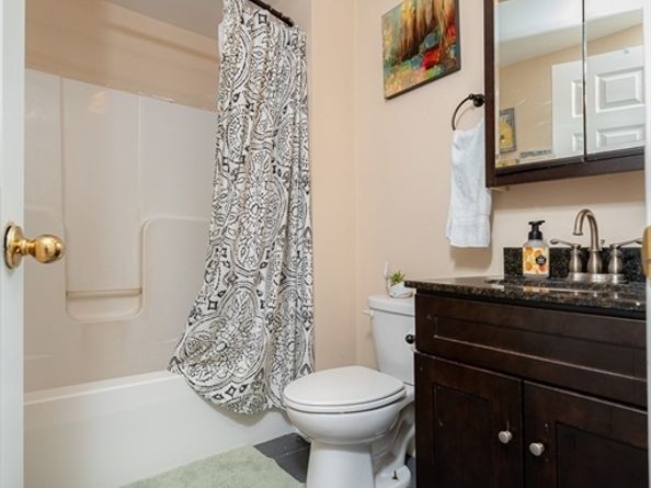 16 Mohan St, Everett MA 02149