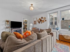 116 Riverway 14, Boston MA 02215