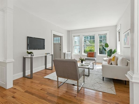 21 Upcrest Rd, Boston MA 02135