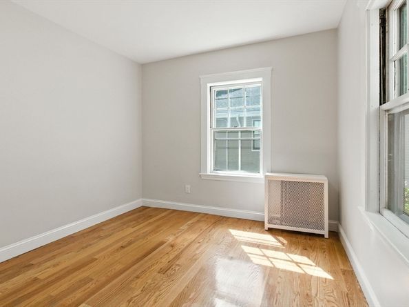 21 Upcrest Rd, Boston MA 02135