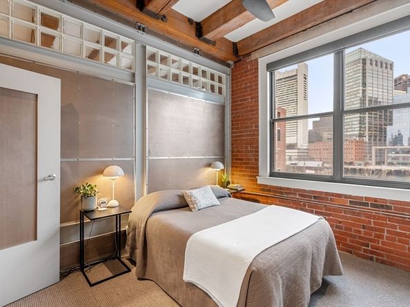 33 Sleeper St 404, Boston MA 02210
