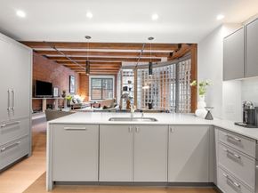 33 Sleeper St 404, Boston MA 02210