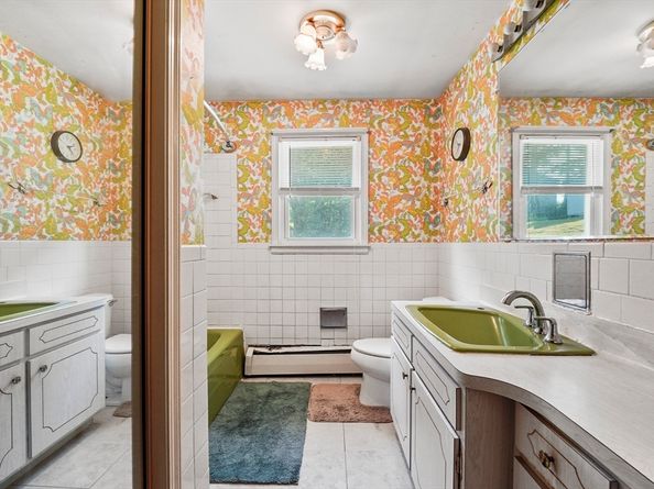 132 Winifred Avenue, Worcester MA 01602