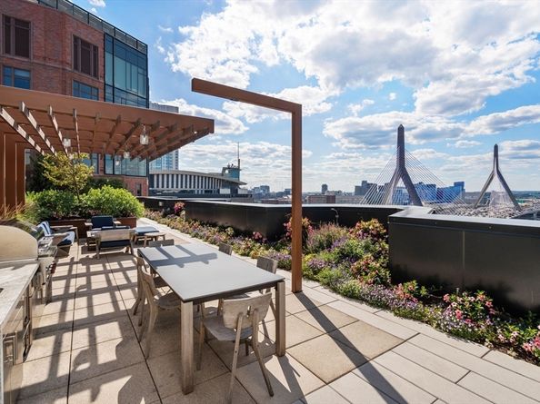 100 Lovejoy Wharf 11K, Boston MA 02114