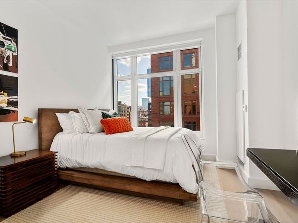 100 Lovejoy Wharf 11K, Boston MA 02114