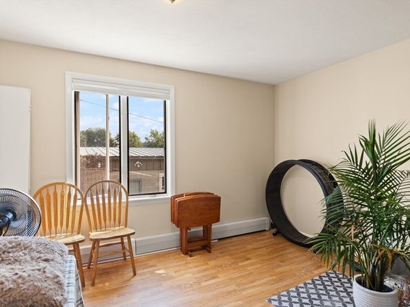 5 Washington Sq, Gloucester MA 01930