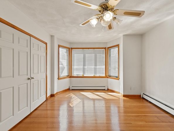 5 Washington Sq, Gloucester MA 01930