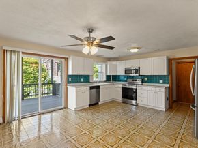 5 Washington Sq, Gloucester MA 01930