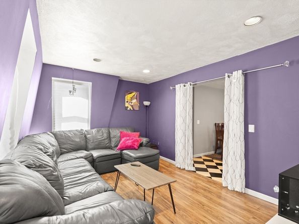5 Washington Sq, Gloucester MA 01930