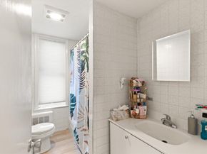 5 Washington Sq, Gloucester MA 01930