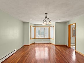 5 Washington Sq, Gloucester MA 01930