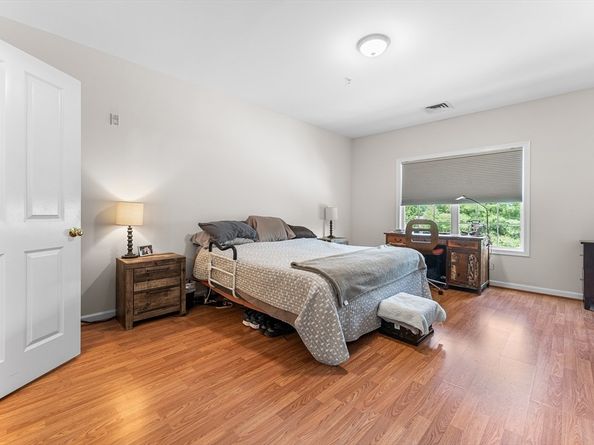 170 Haverhill St 133, Andover MA 01810