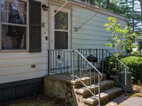 11 Jeri Dr, Athol MA 01331