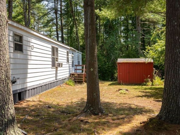 11 Jeri Dr, Athol MA 01331