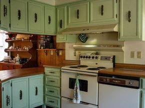 11 Jeri Dr, Athol MA 01331