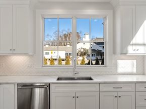 1060 Grove Street 21, Framingham MA 01701