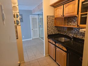116 Oak Lane 12, Brockton MA 02301