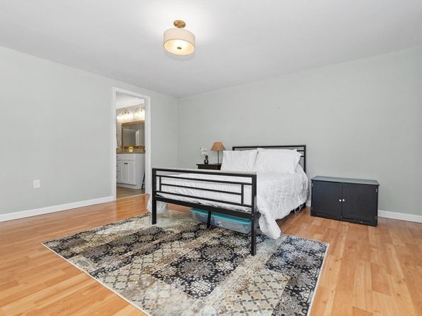 22 Ninth St 503, Medford MA 02155