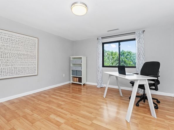 22 Ninth St 503, Medford MA 02155