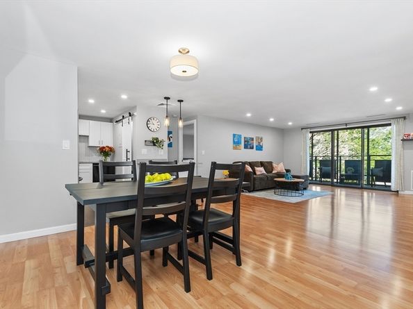 22 Ninth St 503, Medford MA 02155