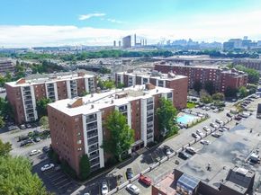 22 Ninth St 503, Medford MA 02155