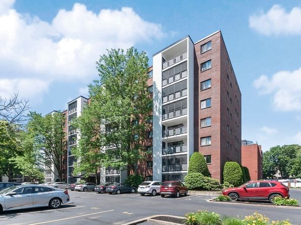 22 Ninth St 503, Medford MA 02155