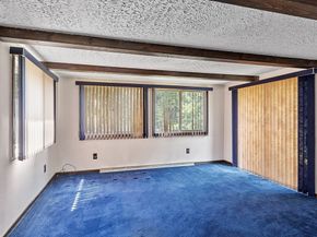 4 Whipple Rd, Peabody MA 01960