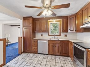 4 Whipple Rd, Peabody MA 01960