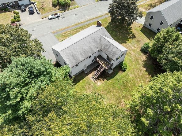 4 Whipple Rd, Peabody MA 01960