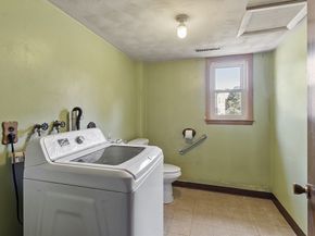 4 Whipple Rd, Peabody MA 01960