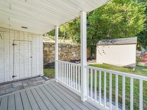 621 Main St A, Sturbridge MA 01518