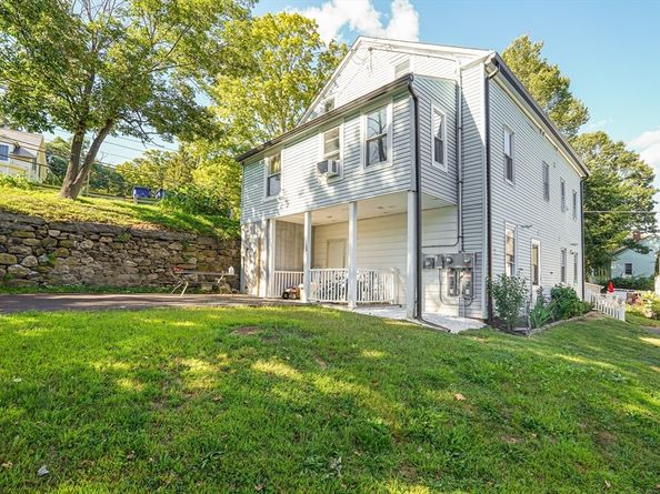 621 Main St A, Sturbridge MA 01518