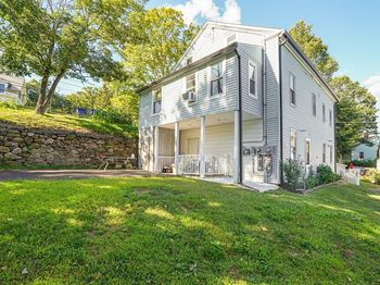 621 Main St