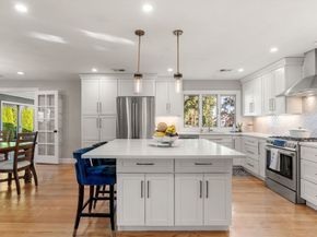 118 Dimmock St, Quincy MA 02169