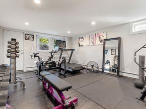 118 Dimmock St, Quincy MA 02169