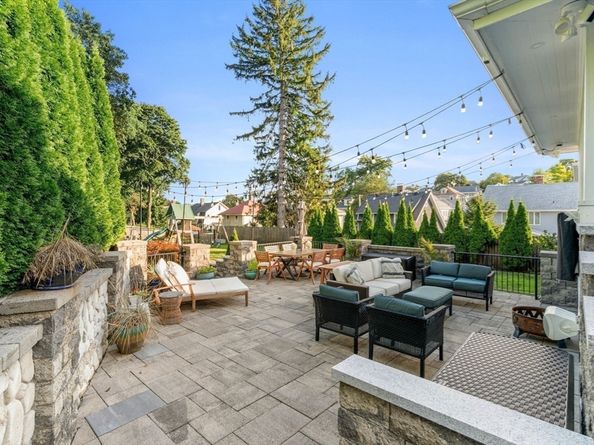 118 Dimmock St, Quincy MA 02169